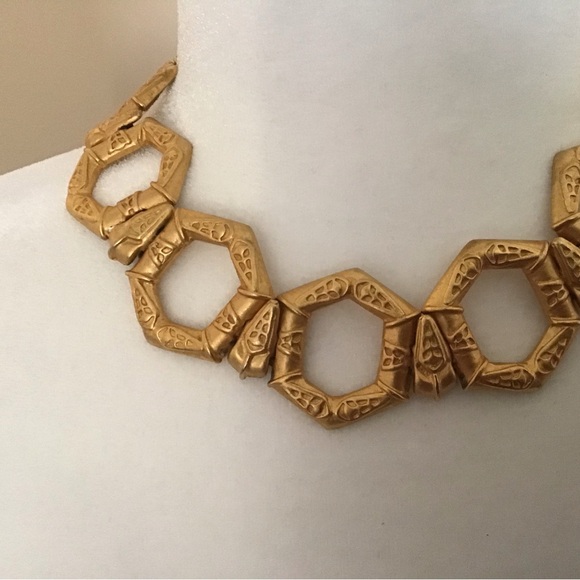 Vintage gold plated necklace - Picture 3 of 5
